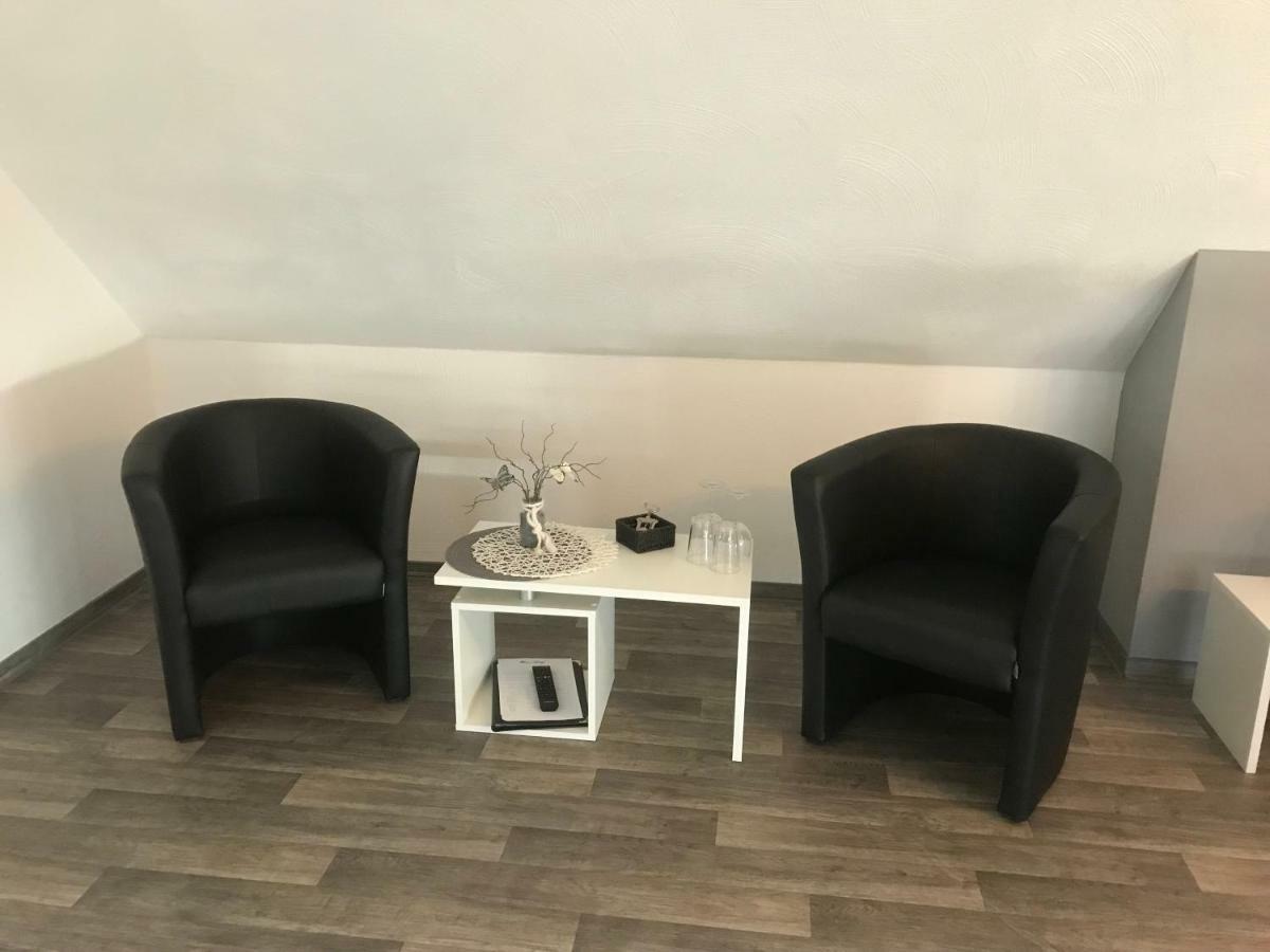 Winzer Lounge Gastezimmer Дернау Экстерьер фото