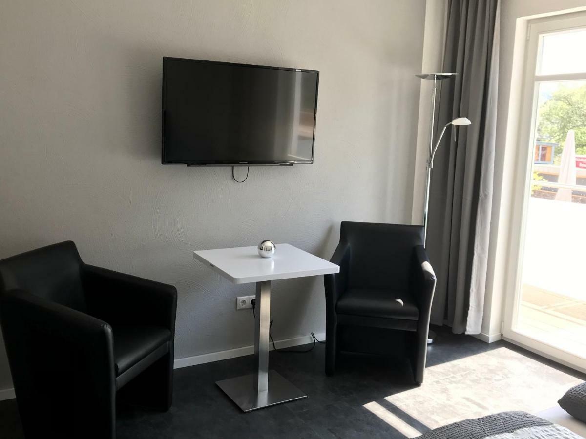 Winzer Lounge Gastezimmer Дернау Экстерьер фото