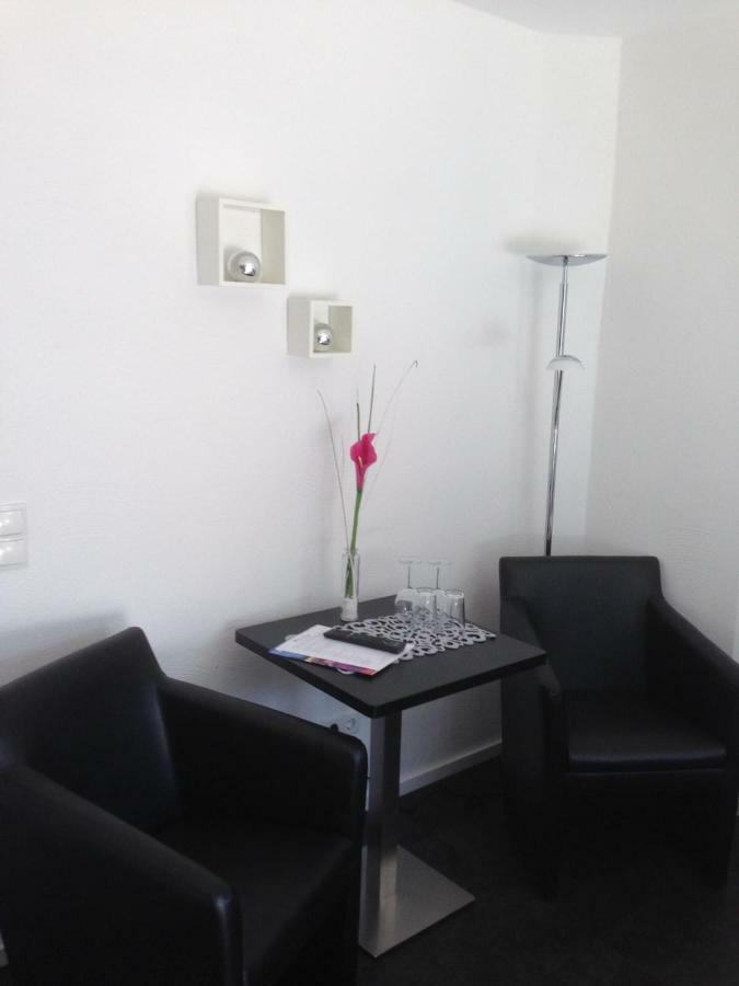 Winzer Lounge Gastezimmer Дернау Экстерьер фото